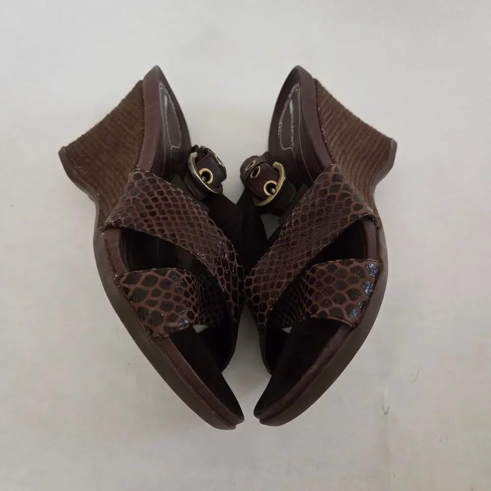 Rockport Strappy Comfort Animal Print Brown Leather Wedge Sandals Sz 7.5